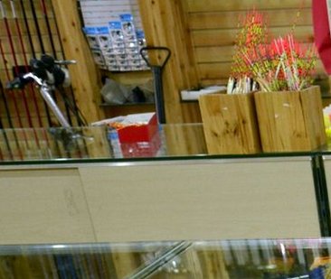 虹雨文体用品店