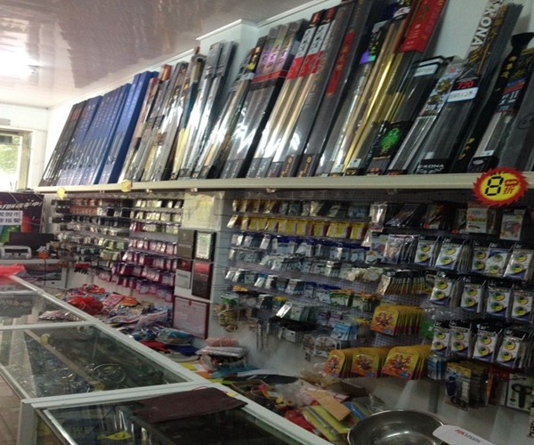 渔乐无穷钓鱼俱乐部渔具