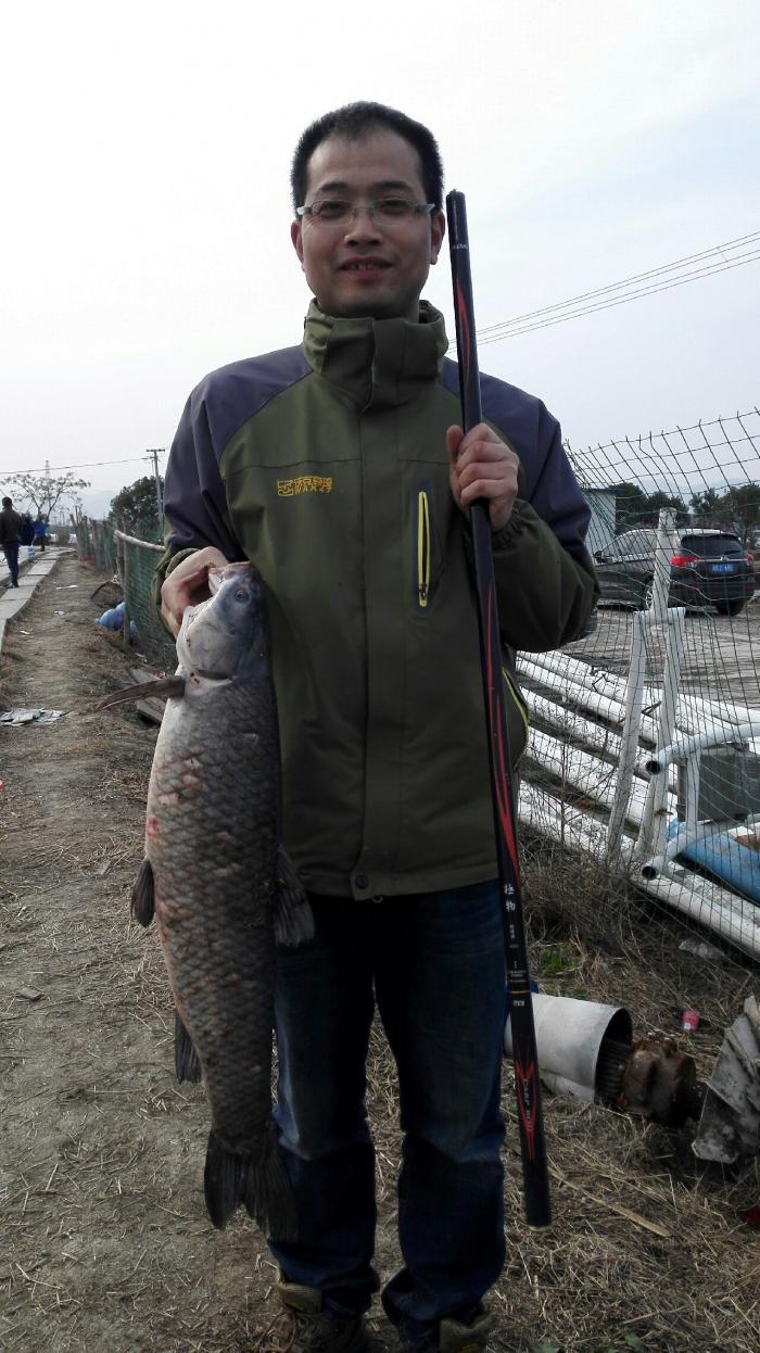 东区钓具连锁老太婆渔具店