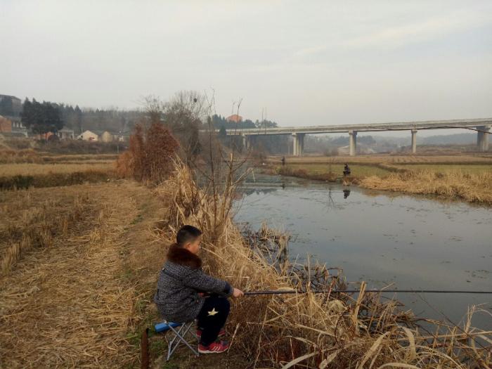 鄂S渔人之家渔具店